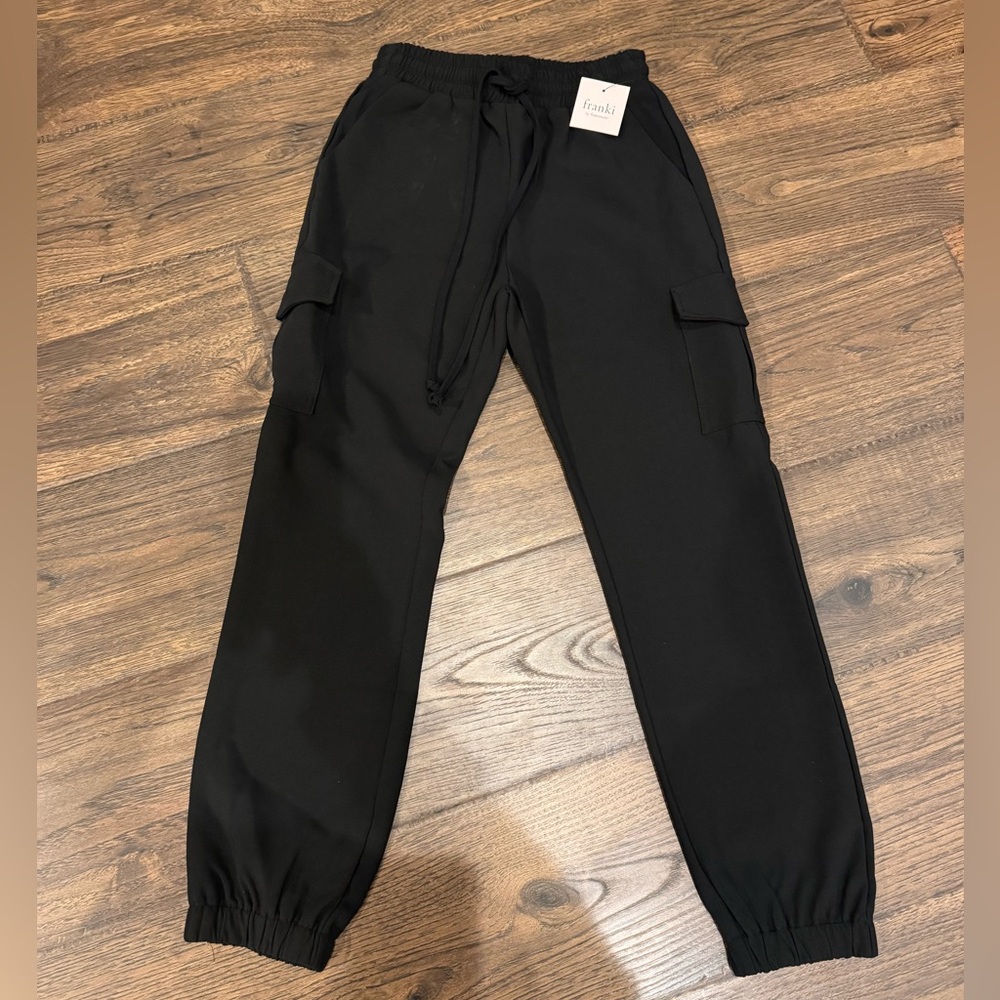 franki by Francesca’s Black Cargo Jogger Pants